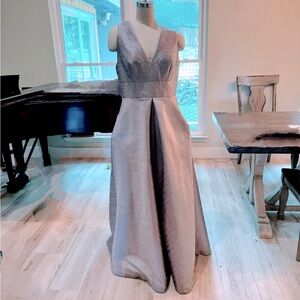 ALFRED SUNG Sleeveless V-Neck Gown